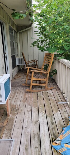 Building Photo - 5055 Ridglea Ln