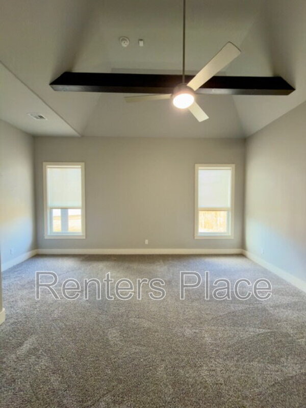 Building Photo - 4001 East 120th St S