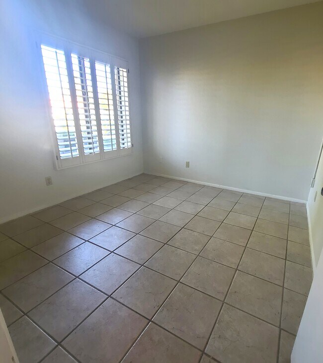 Building Photo - 8725 E San Ardo Dr