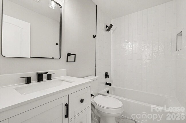 Building Photo - 9606 Fairway Ridge Rd