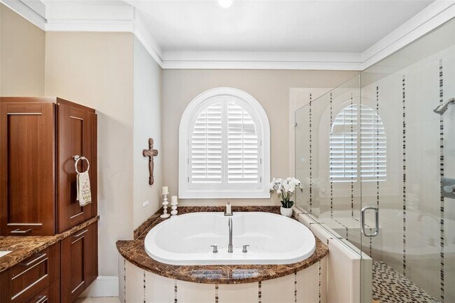 Building Photo - 5231 Calle Montilla Pl