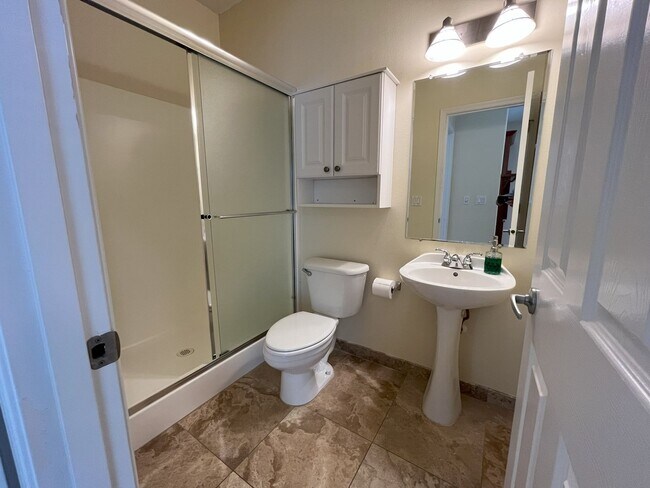 Building Photo - Elegant 5-Bedroom + Bonus Room Home with Modern Upgrades and Serene Outdoor Space