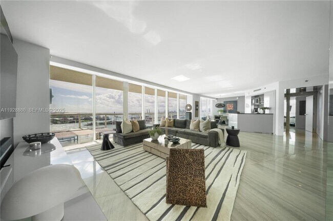 Building Photo - 450 Alton Rd