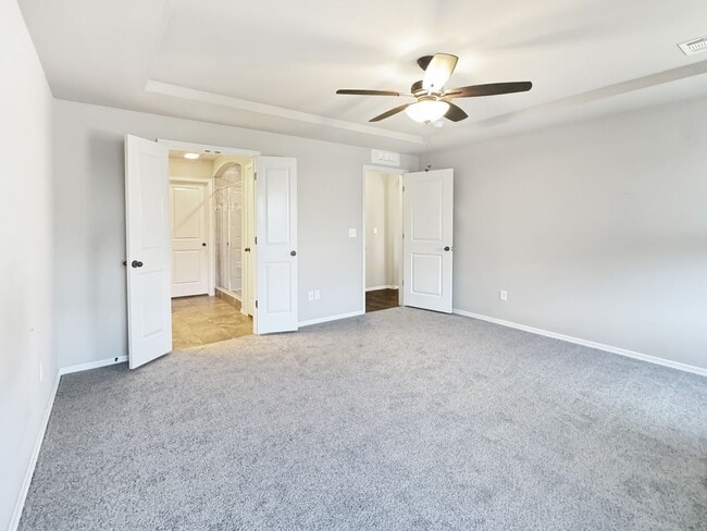 Building Photo - Spacious Modern Living in Top-Rated Bixby Schools