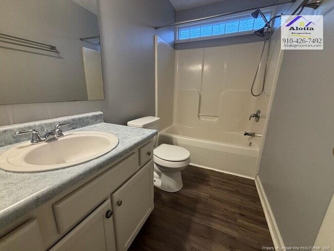 Building Photo - 133 Chapel Hill Dr