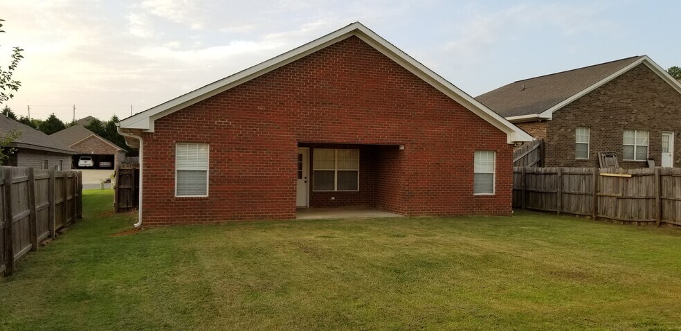 Building Photo - 6529 Helen Julia Ln