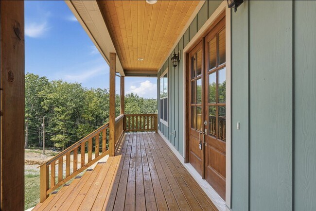 Building Photo - 3556 Cottonwood Ln