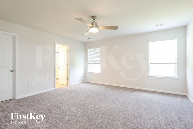 Building Photo - 408 Stonefence Dr