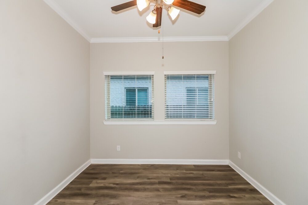 Building Photo - 415 Rocky Briar Ct