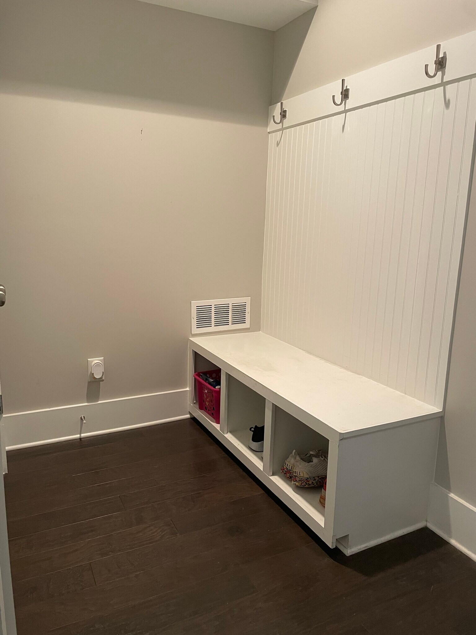 Building Photo - 2425 Gatebury Cir