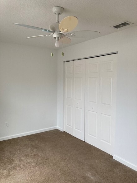 Building Photo - 35 Brunswick Ln