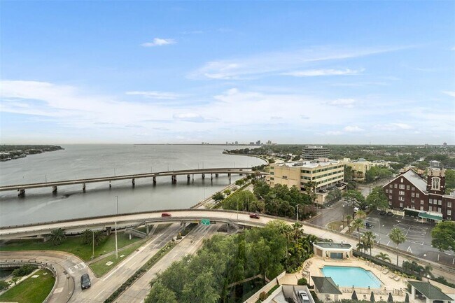 Building Photo - 345 Bayshore Blvd
