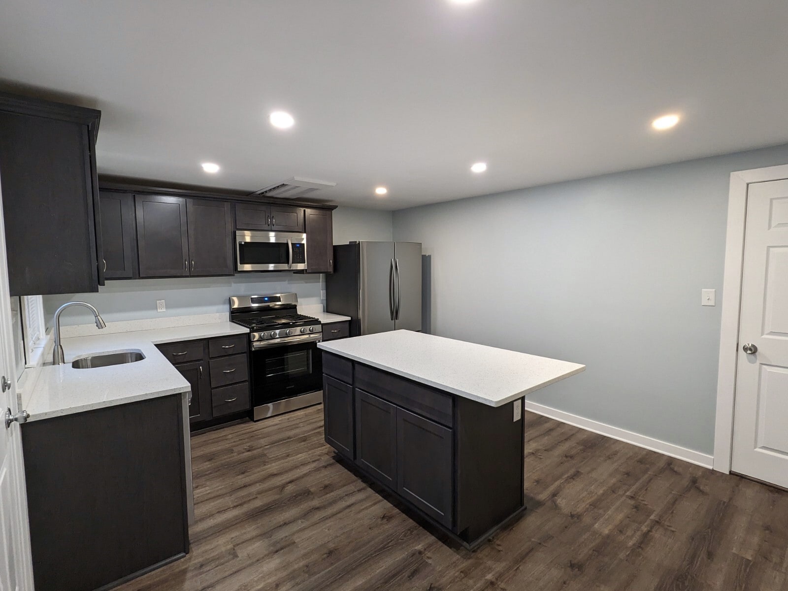 Kitchen - 5012 Dearborn St