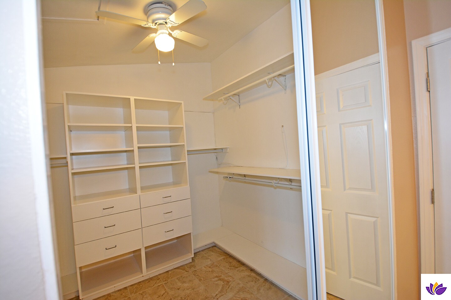 Building Photo - 23935 Ingomar St
