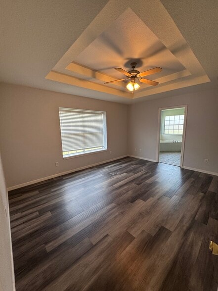 Master bedroom - 4301 Capri Dr
