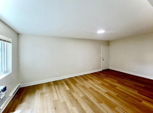 Building Photo - 316 Marengo Ave