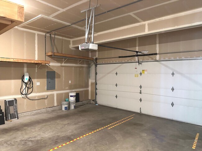 Building Photo - 3Bd/2.5Ba Kirkland House