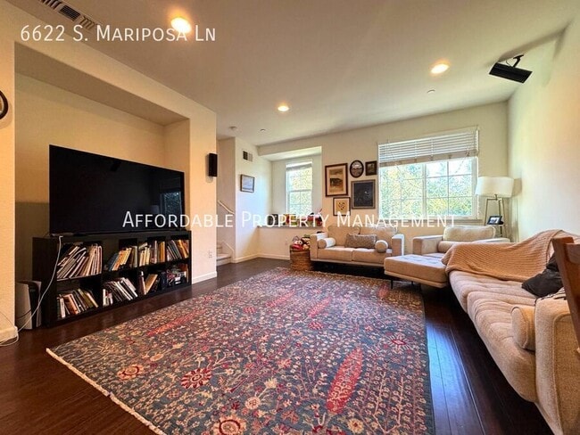 Building Photo - 6622 S Mariposa Ln