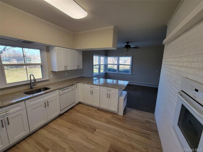 Building Photo - 475 NY-25A