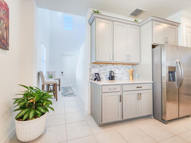 Building Photo - Resort-style Living in Palm Bay