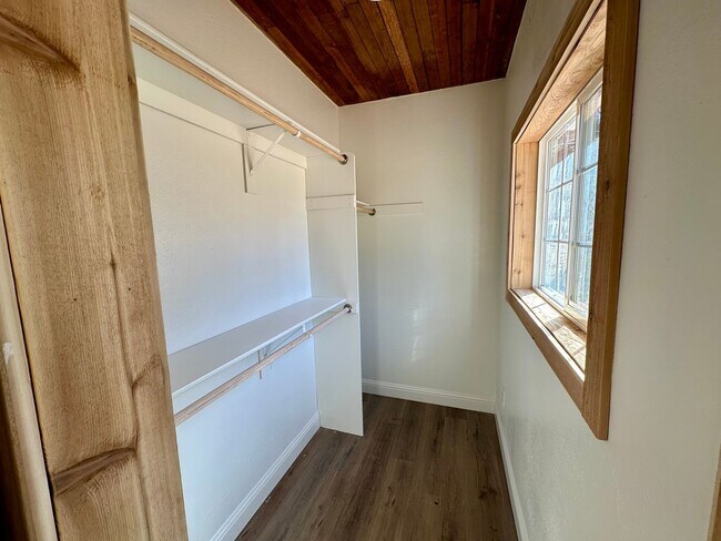 Building Photo - Stunning Renovated 2 Bedroom 2 Bathroom Farm House on 8 Acres