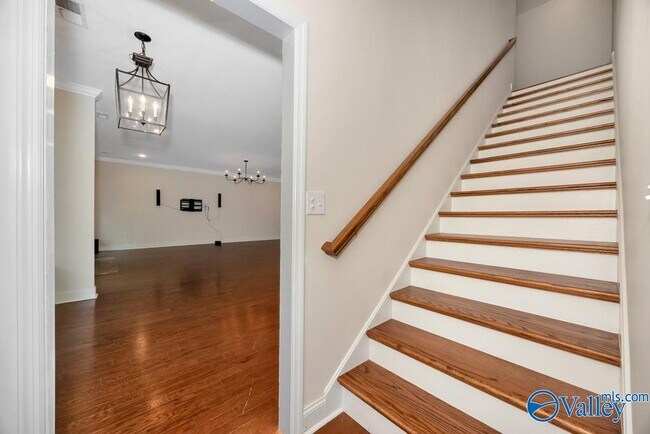 Building Photo - 4706 Old Maple Ct