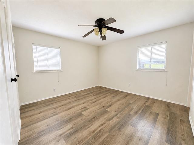 Building Photo - 409 Starling Dr