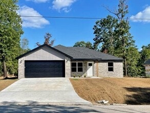 Building Photo - 277 Kinross Dr