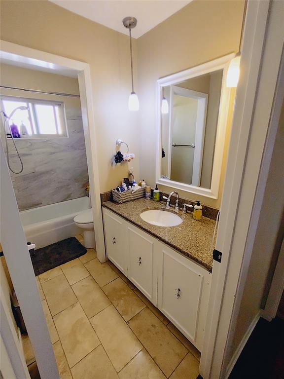 Building Photo - 7503 Chimney Corners