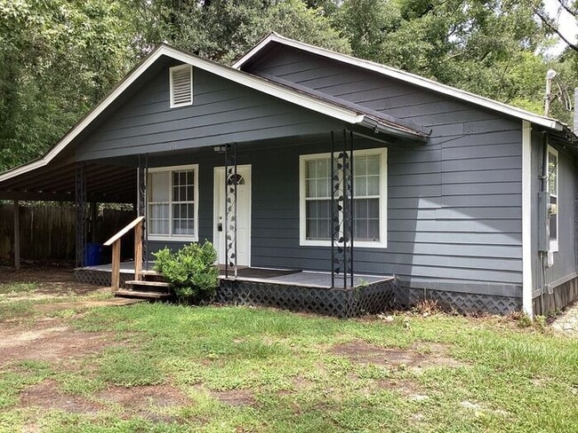 Primary Photo - 3bedrooms Single Family House Availabe Now...