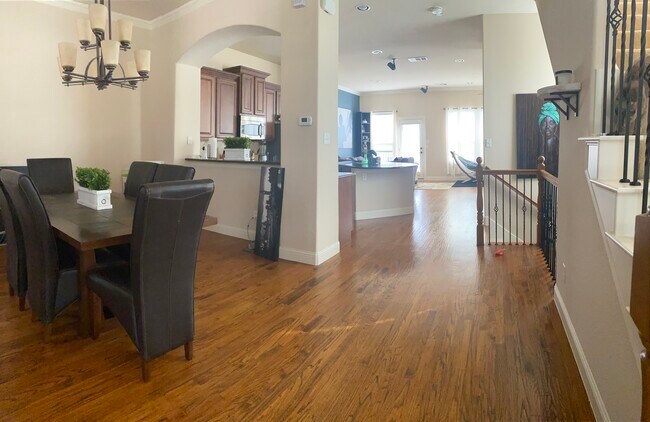 Dining Room - 6406 Love Dr