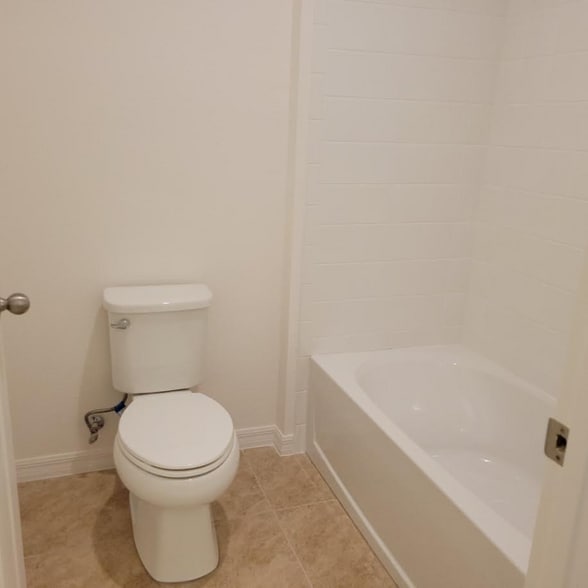 Building Photo - 4057 Serene Water Ave