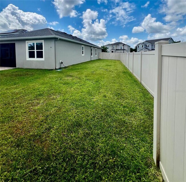 Building Photo - 3333 Wauseon Dr