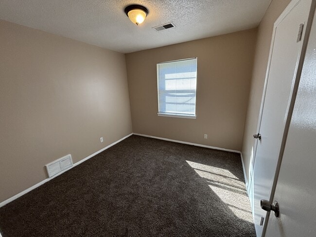 Building Photo - 5122 Pickett Cove