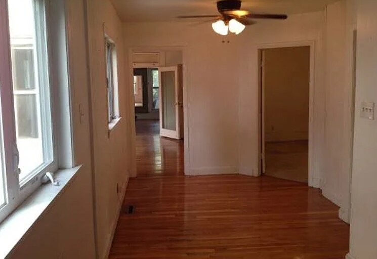 Building Photo - 19 Pinckney St