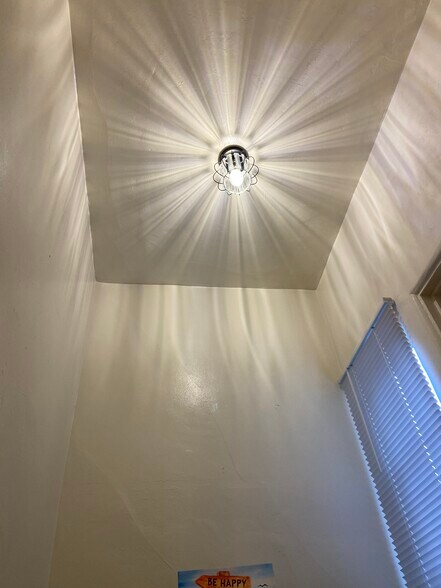 Landry room - 795 N 2nd St