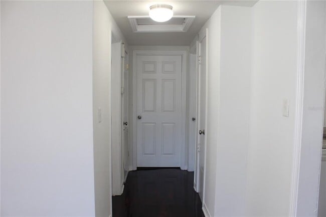 Building Photo - 515 Druid St