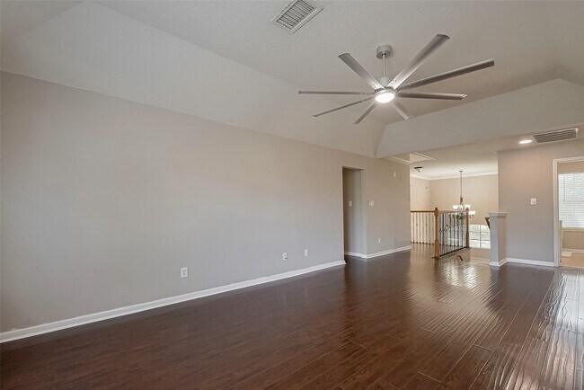 Building Photo - 1523 Brook Grove Dr