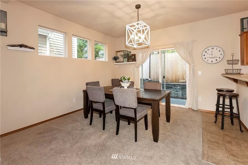 Building Photo - 1309 Koda Cir SE