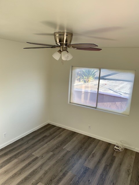 Bedroom - 11730 Lakewood Blvd