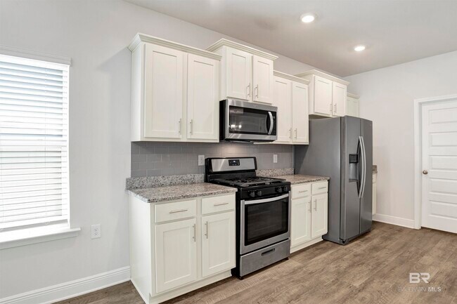 Building Photo - 24847 Smarty Jones Cir