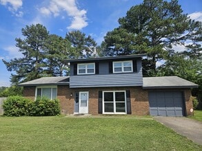 Building Photo - 619 Berwick Dr