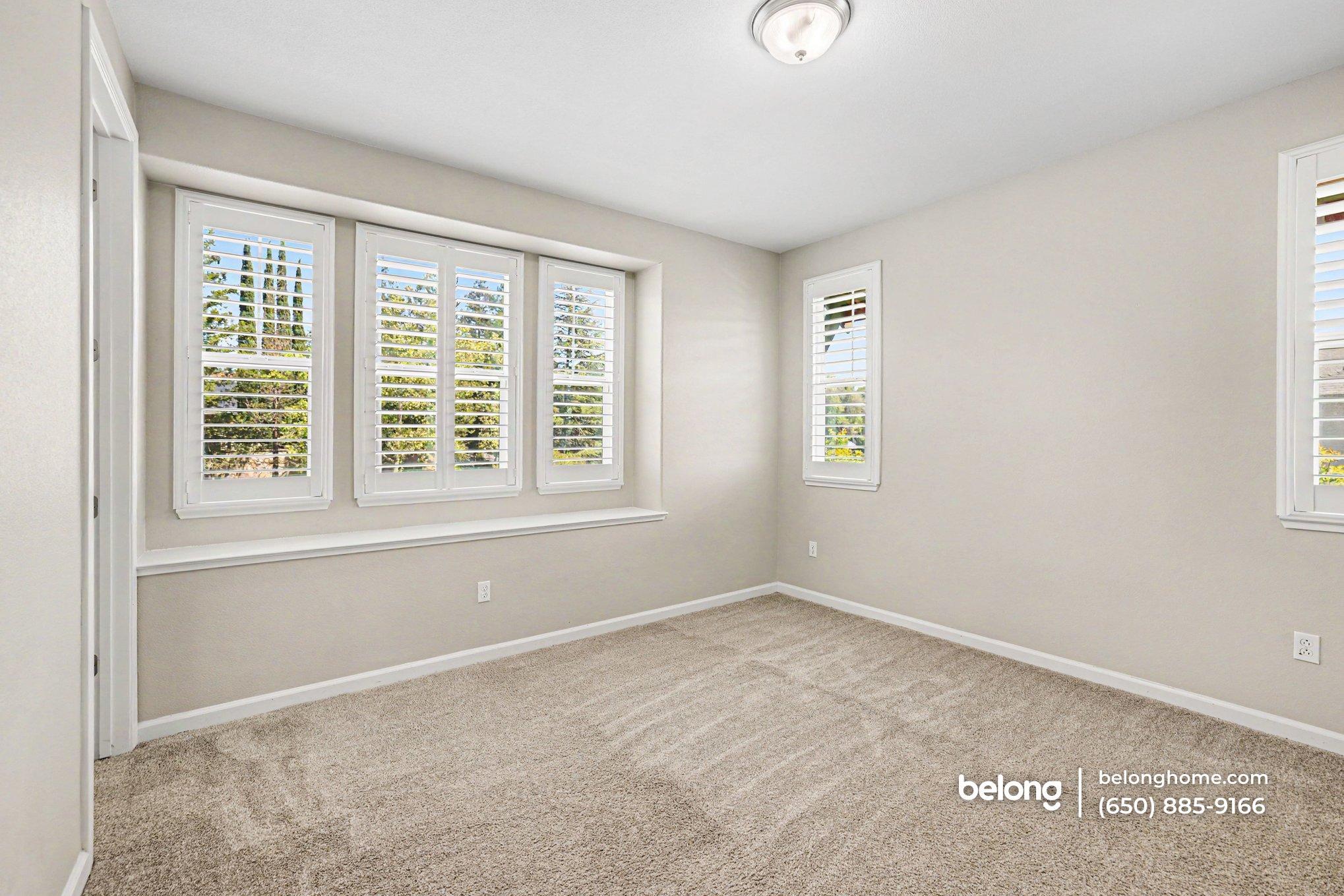 Building Photo - 3989 Portola Cmn