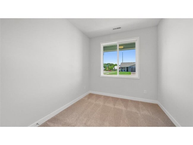 Building Photo - 123 Gambel St