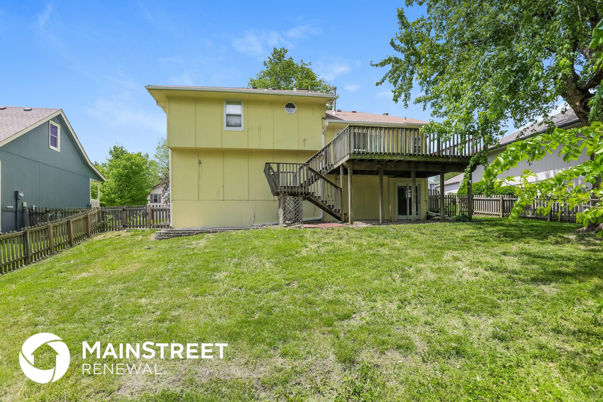 Building Photo - 911 SW Shorthorn Dr