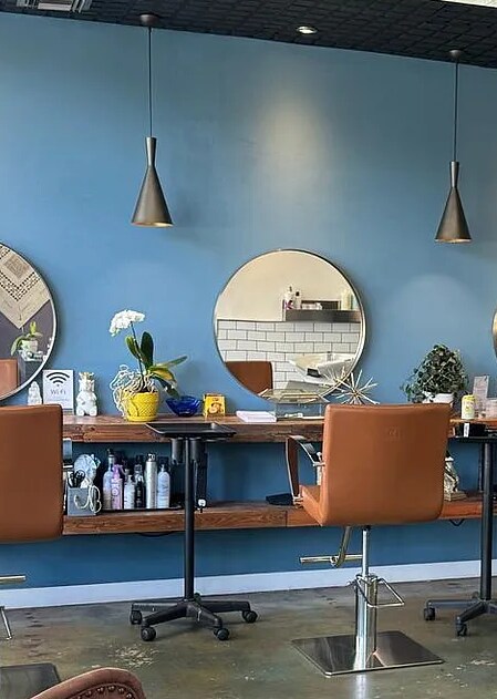 On Site Hair Salon - 600 NE 36th St