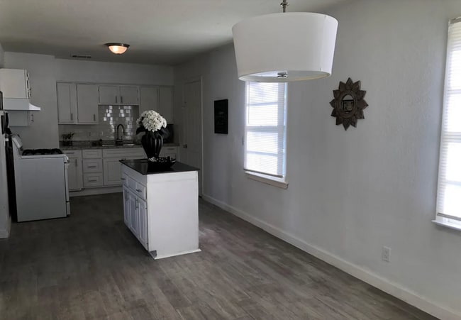 Building Photo - 4177 Doyle Ln