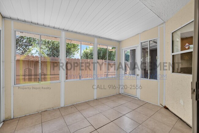 Building Photo - Charming 3-Bedroom Home with 2 Baths