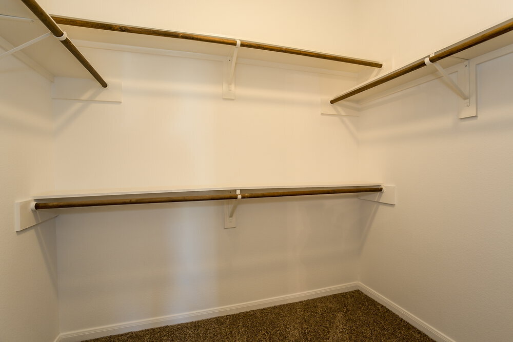 Building Photo - 6015 Starbrook Creek Dr