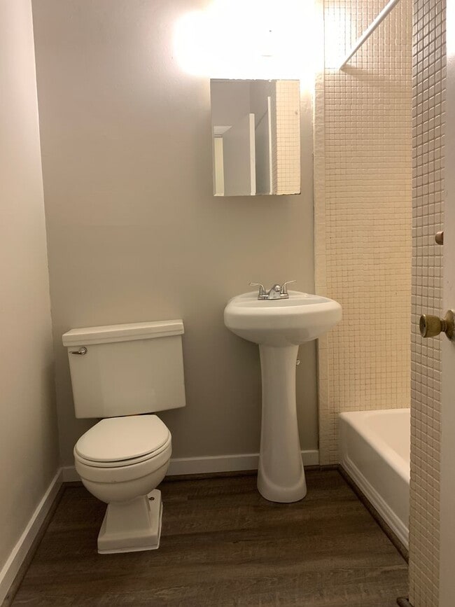 Building Photo - Renovated 3 Bedroom Ranch in Raleigh, Avai...